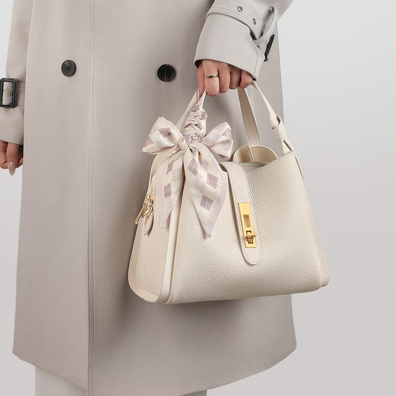 Bucket bag women s new women s bag summer leather portable vegetable basket bag shoulder messenger bag