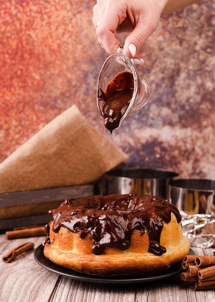 Czekolada mleczna do zapiekania Łezki Dropsy Kropelki 1kg Fontann Fondue