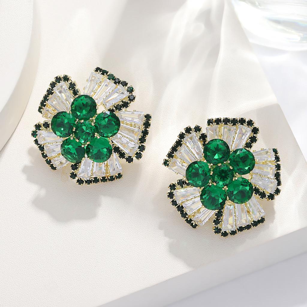 Vintage Flower Ear Studs With Rhinestone Embellishments For Elegant Women