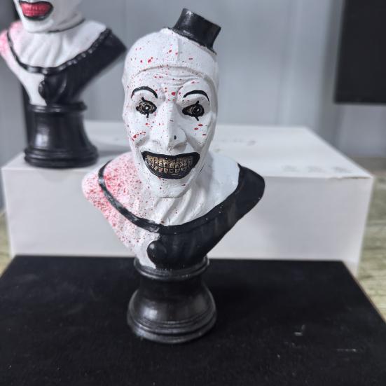 Halloween Zombie Lantern Ornament Resin Spooky Zombie Figurine Statue Sculpture Indoor Outdoor Garden Lawn Yard Patio Holiday Party Decoration