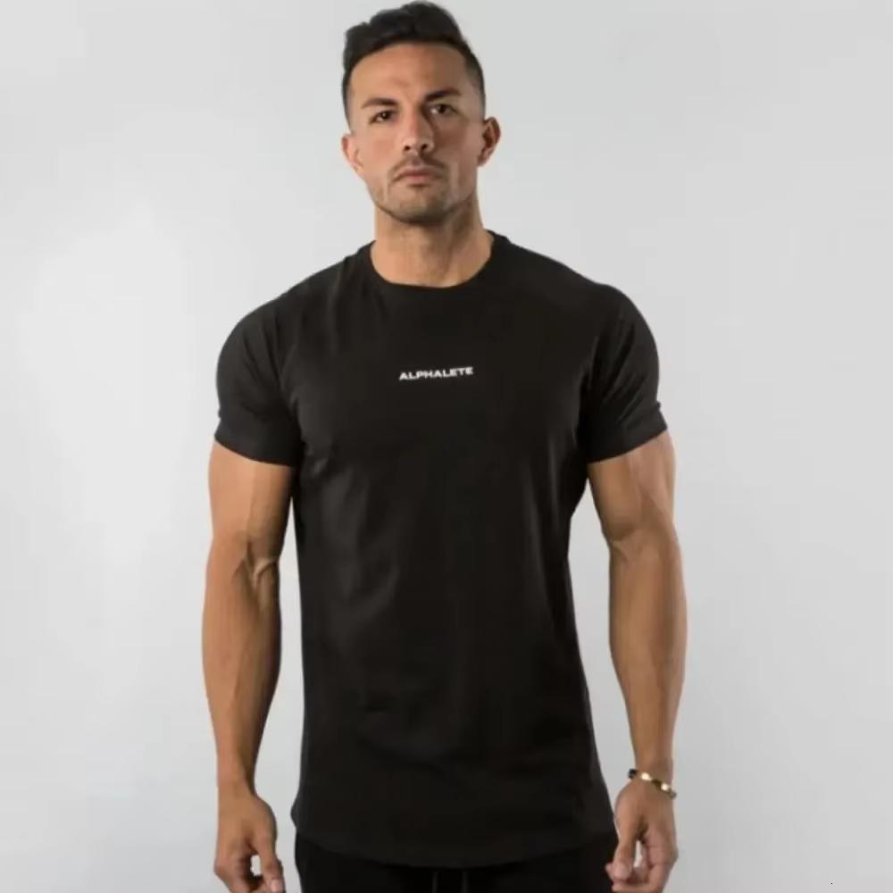 2026 Retro Mens Slim Fit Cotton Muscle Fit T Shirts for Fitness Bodybuilding and Sport Training Summer Casual Clothing