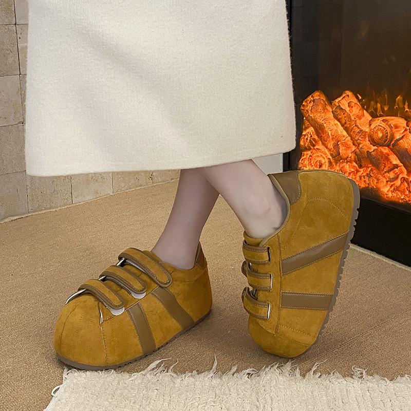 Ugly cute shell head German training shoes women's 2025 new retro matte leather Velcro big head board shoes foreign style women's single shoes