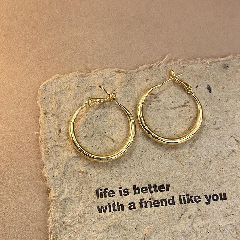 European and American plain ring earrings, stud earrings, cold wind, niche earrings, temperament earrings, light luxury