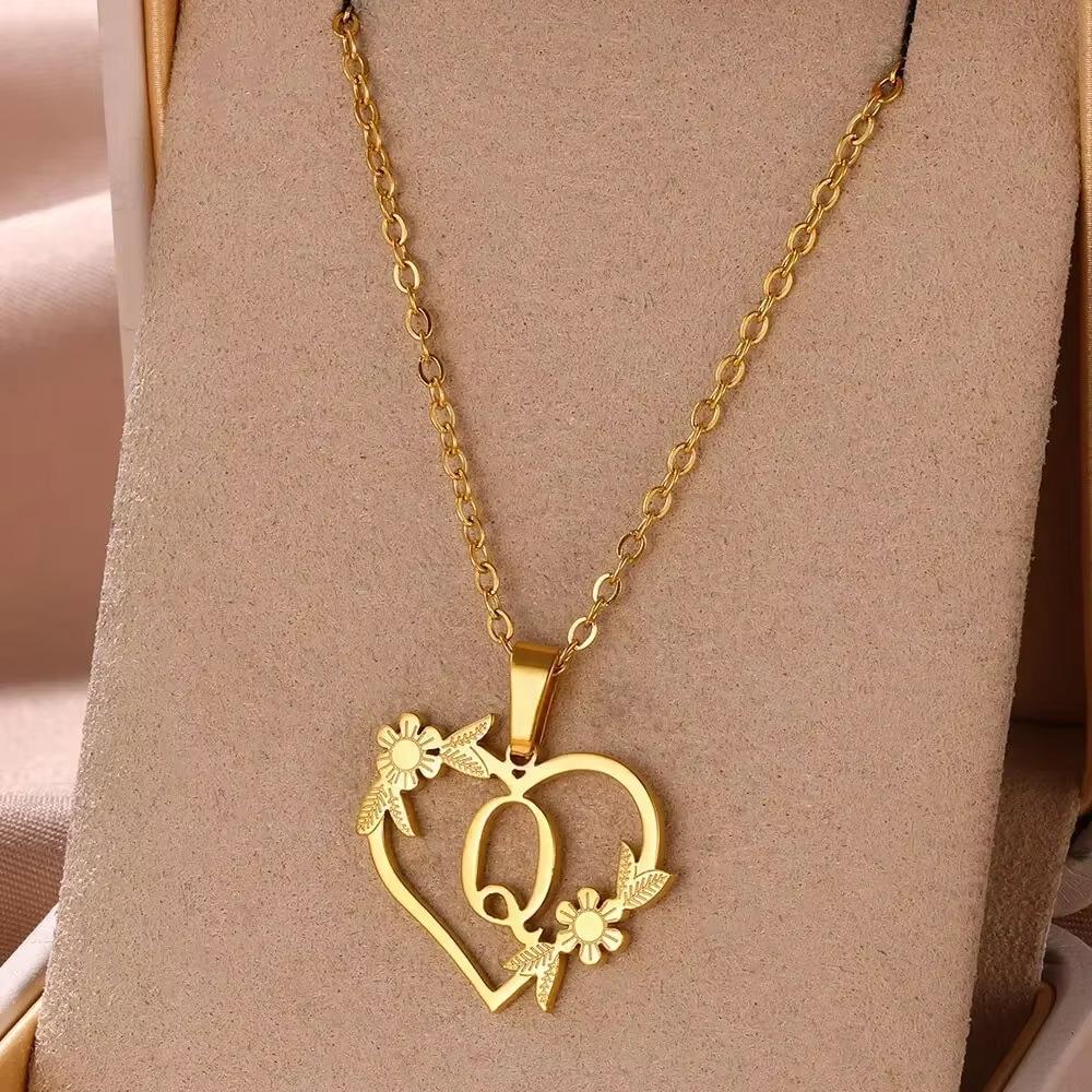 New English Alphabet Heart Pendant Gold Flower Premium Titanium Steel Gold Plated Necklace Clavicle Chain Fresh Woman