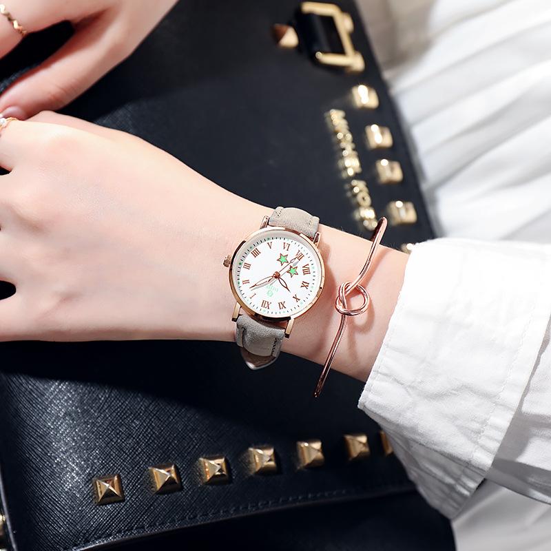 

Новые модные персонализированные минималистичные цифровые кварцевые часы с бабочкой на ремне, женские флуоресцентные часы, студенческие часы серый