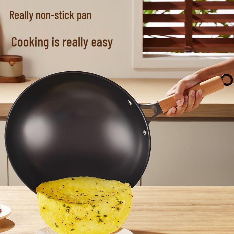 Chui Da Huang 32cm Pre-seasoned Wrought Iron Non-stick Wok