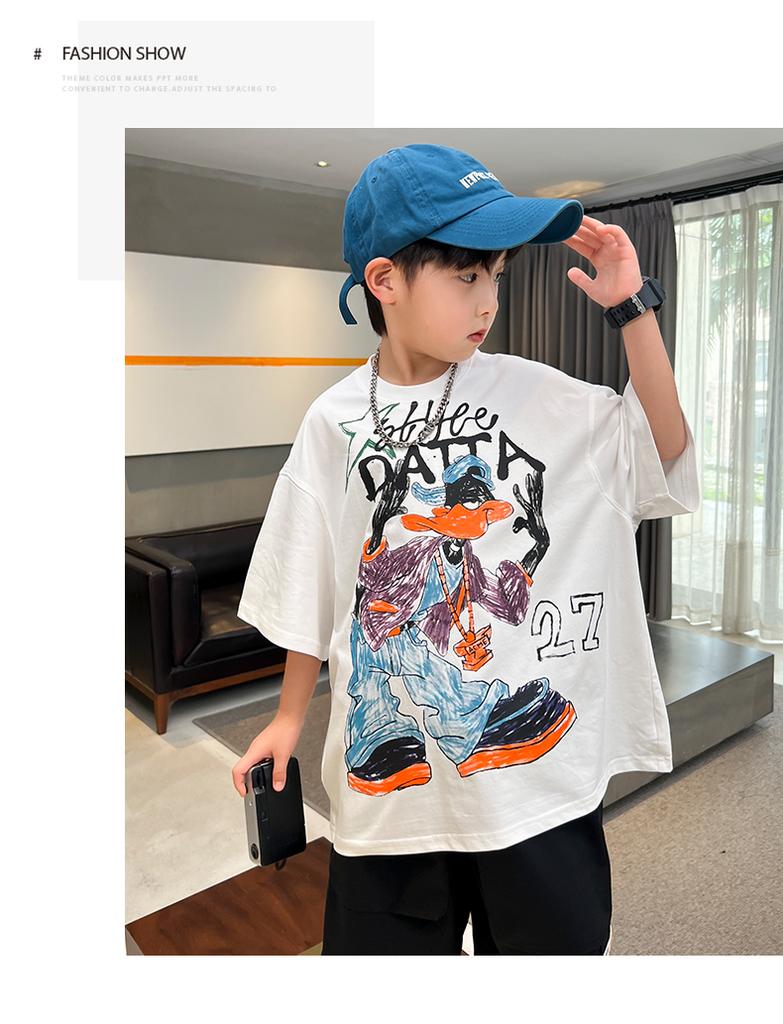 Boys' summer outfit white short sleeved T-shirt 2026 new style children's summer loose fit mid size children's summer top