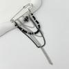 Exaggerated Personality Heart Multiple Chain Tassel Brooches for Women Fashion Imitation  Pearl Brooch Suit Pants Bag Decoration
