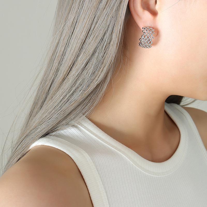 18K Gold Plated Grid C-shaped Earrings with Small Gold Beads - Hong Kong Style Design