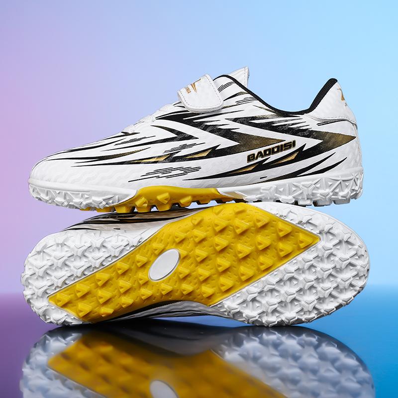 Football Shoes student Non Slip Society Cleats Soccer Shoes TF/FG boys Indoor Football Field Boots Fast Professional Sneaker