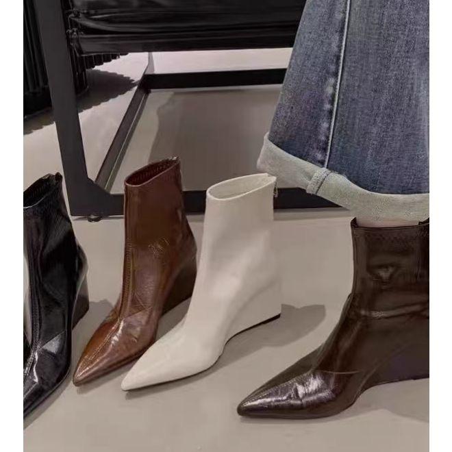 Fashion High Heel Boots Rear Zipper Elastic College Temperament Short Boots Pointed Skinny Boots Black Wedge Heel