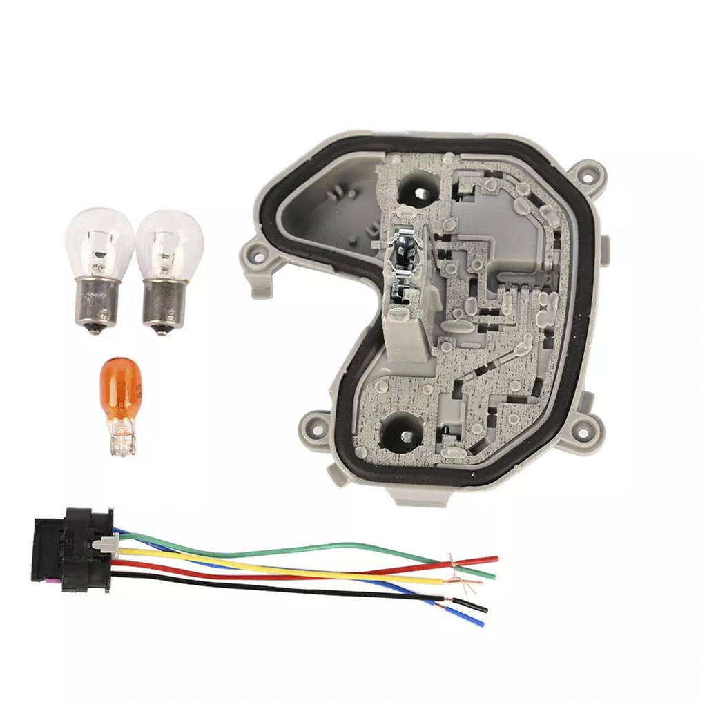 Rear Left Tail Lamp Bracket & Plug Bulb 68270892AA For Jeep Renegade 2015-2023