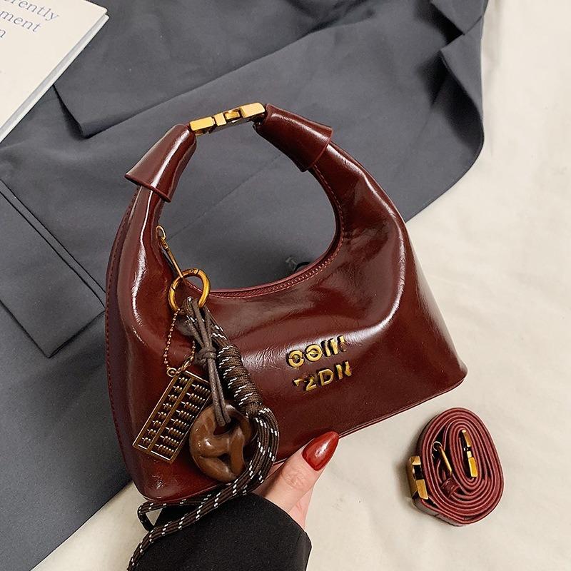 Textured Niche Bag for Women, Autumn and Winter Retro 2025 New Fashion Single Shoulder Crossbody Bag, Ladies Handheld Dumpling Bag