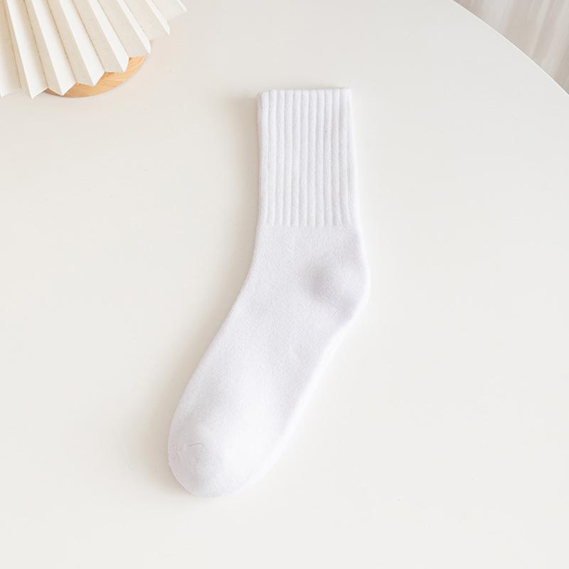 Męskie Zimowe Frotte Skarpetki Długie - Pogrubione Plus Aksamitne, Styl Mid-Tube, Idealne na Jesień i Zimę.