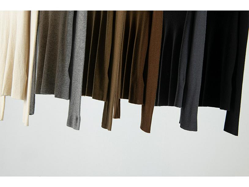Early Autumn Cashmere & Mulberry Silk High-Neck Slim Fit Knitted Sweater for Women