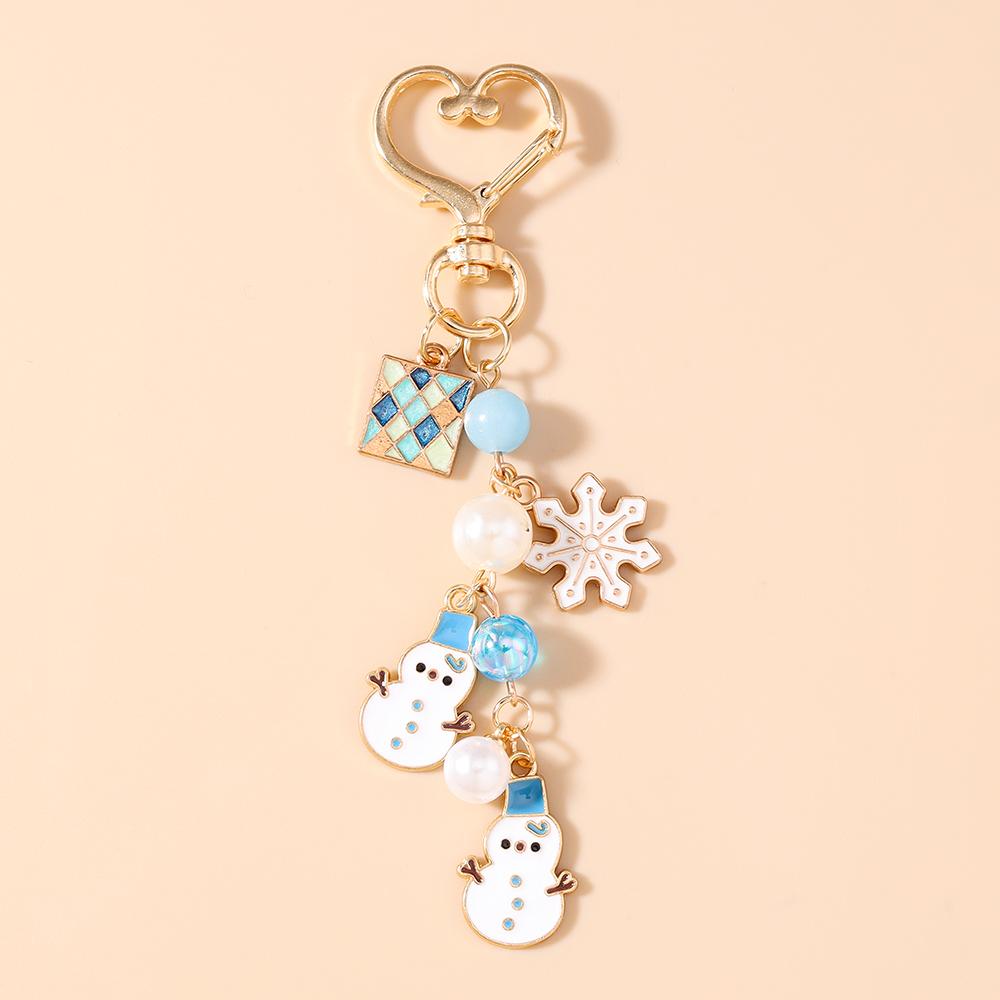 Fashion Christmas Keychain Women Girls Snowman Elk Key Ring Pendants for Handbag Decor DIY Key Chain New Year Gifts