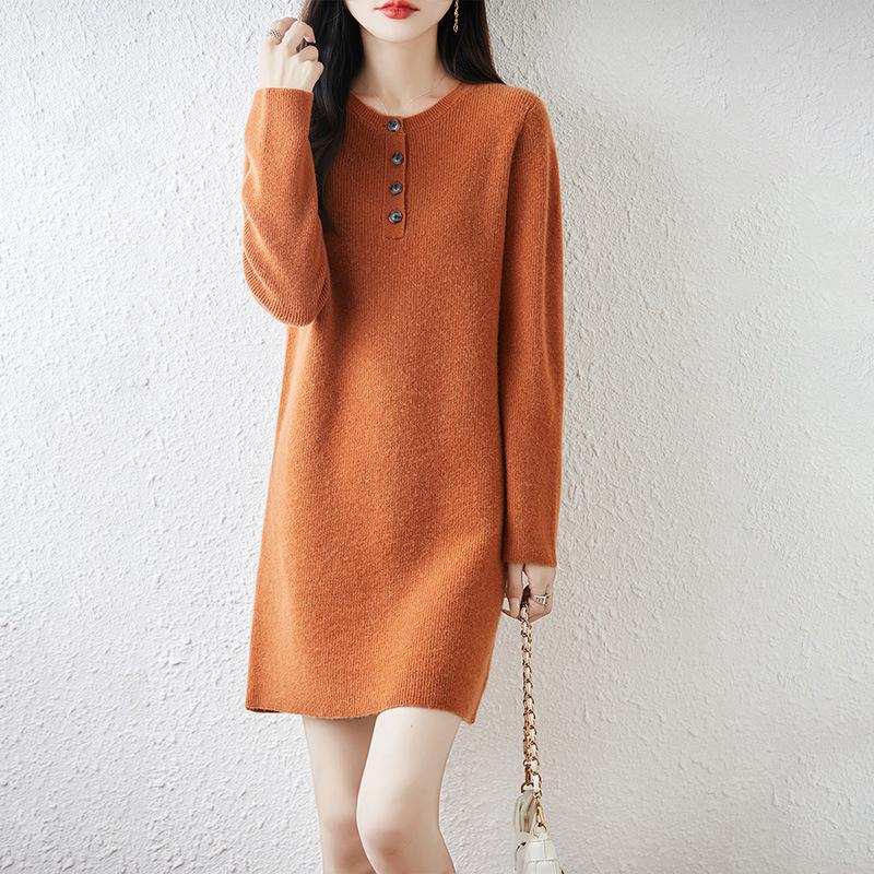 2025 Autumn/Winter Women's Plus Size Loose Wool Dress with Buttons and Inner Layer Short Skirt