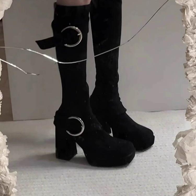 2025 Autumn and Winter New Retro Suede Thick Heel Medium Heel Round Head Tall Knight Boots European and American Pleated Stacked Cowboy Boots