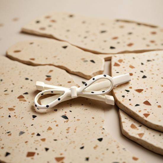 2Pcs French Style Hairpin Dot Print Hollow Bow Design Hair Clips Face Slimming Versatile Hair Accessory