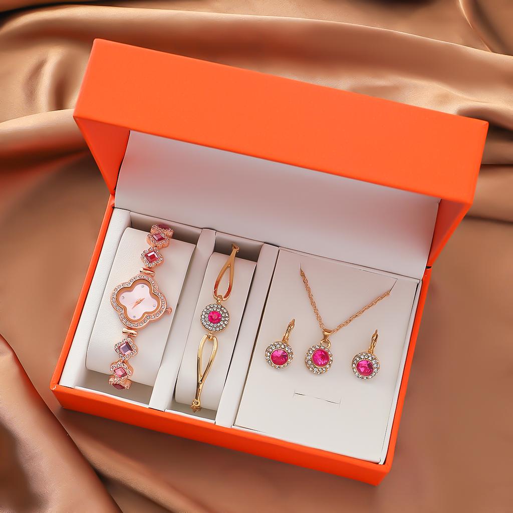 New Gift Box Free Four Piece Set with Small Diamond Inlaid Dial, Clover Slim Bracelet, Watch and Accessories