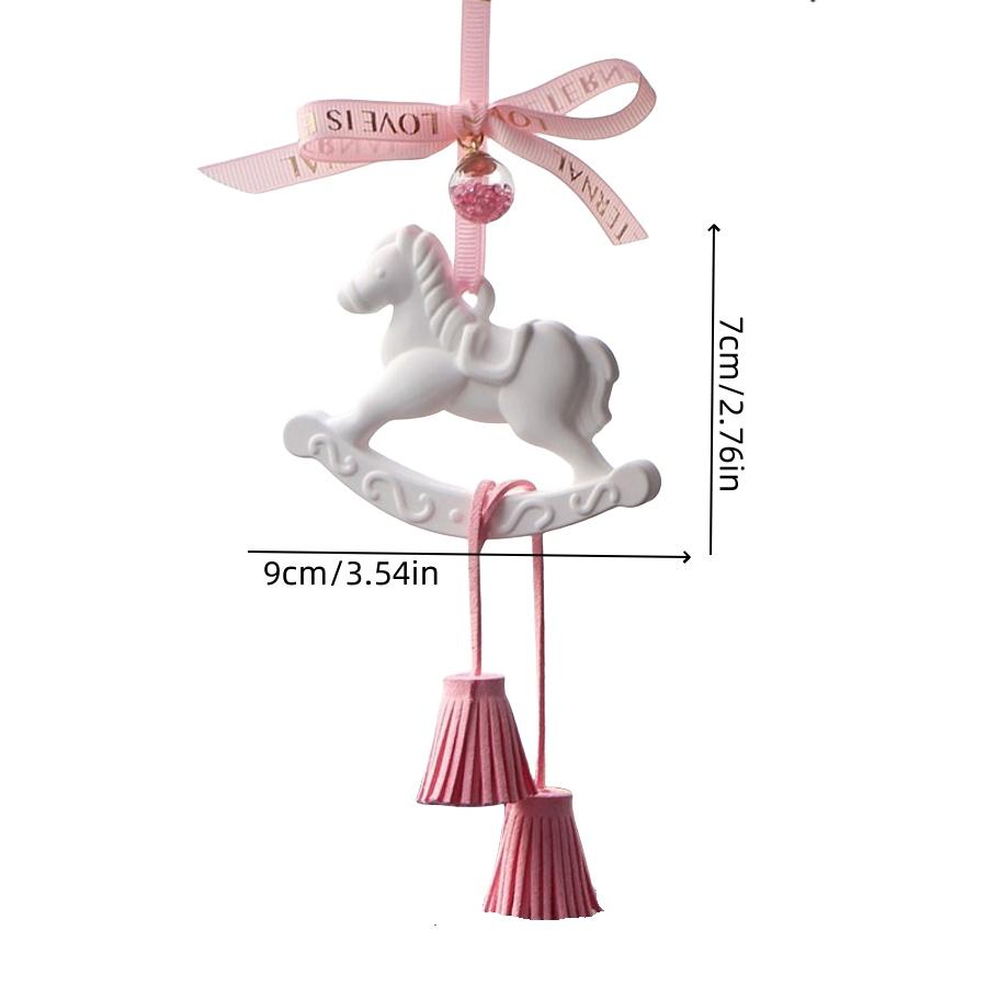 

1 шт. Подвесное украшение для ароматерапии в виде лошади, для автомобиля, ванной комнаты, спальни, шкафа, ароматерапевтический гипсовый подвесной орнамент розовый