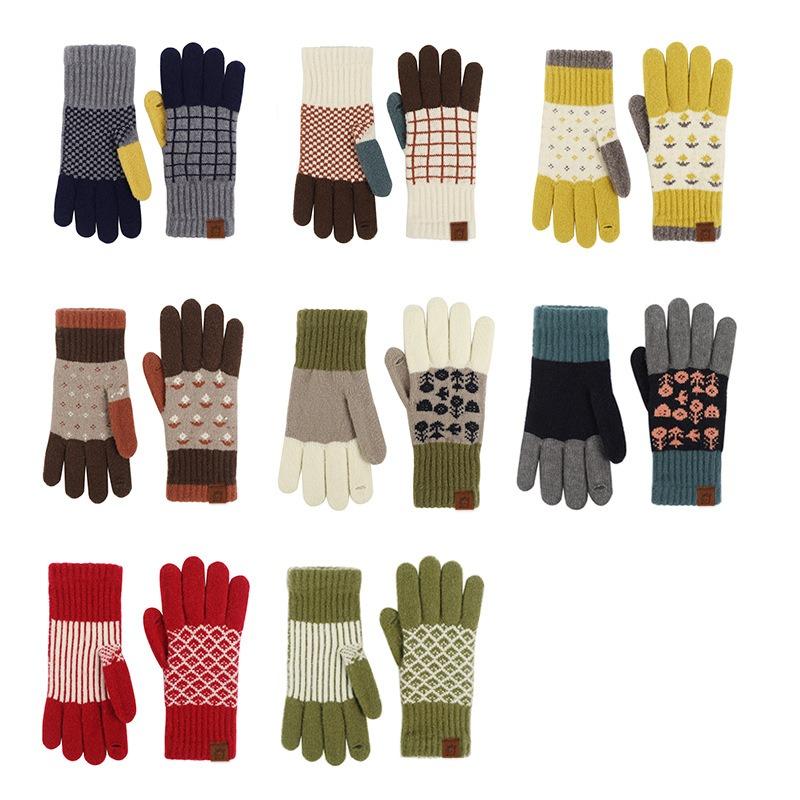 Winter gloves women's self-heating German velvet retro jacquard knitted thermal gloves female student gloves men