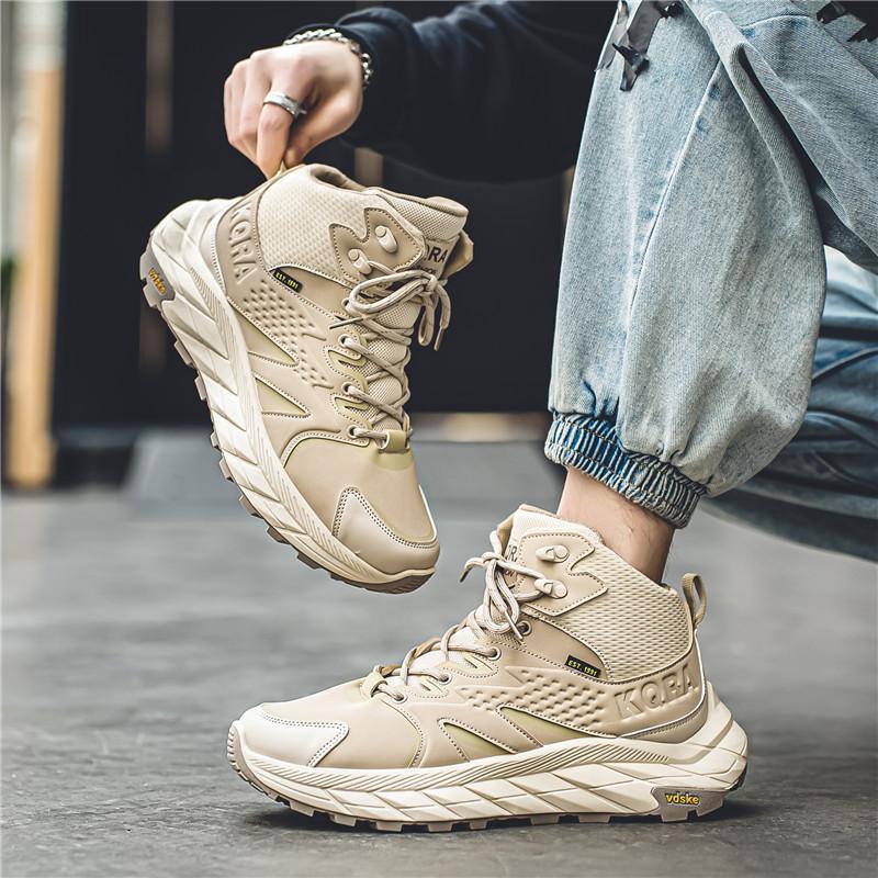 Nowe męskie buty z wysokim stanem i wysokim dołem Zwiększają codzienne buty sportowe Modne buty do biegania na świeżym powietrzu