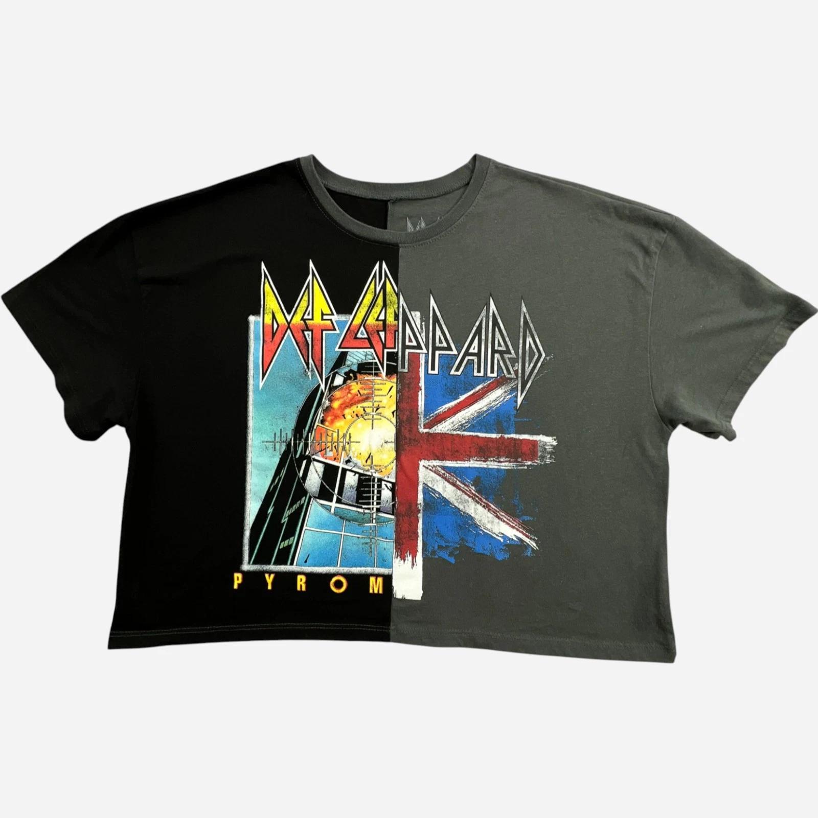 

Def Leppard Band Crop T Shirt Womens Medium Black Gray Goodie Two Sleeves Tee 4XL