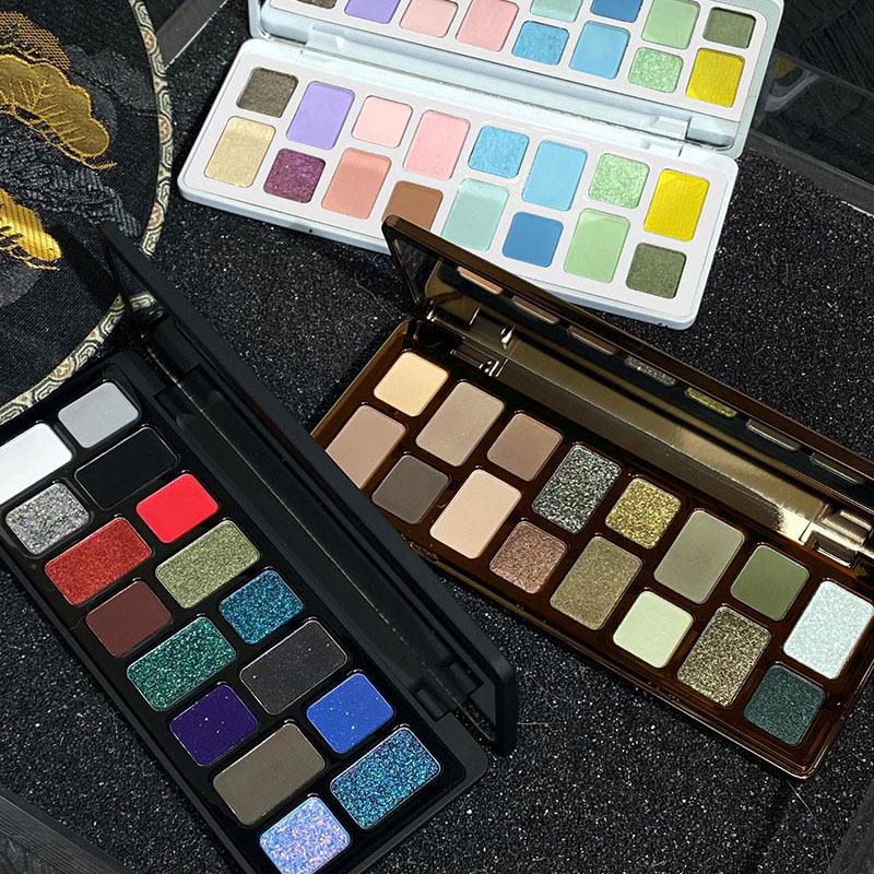 DIKALU True Colors Pearlescent 16-Color Kids' Eyeshadow Palette for Impromptu Stage Makeup