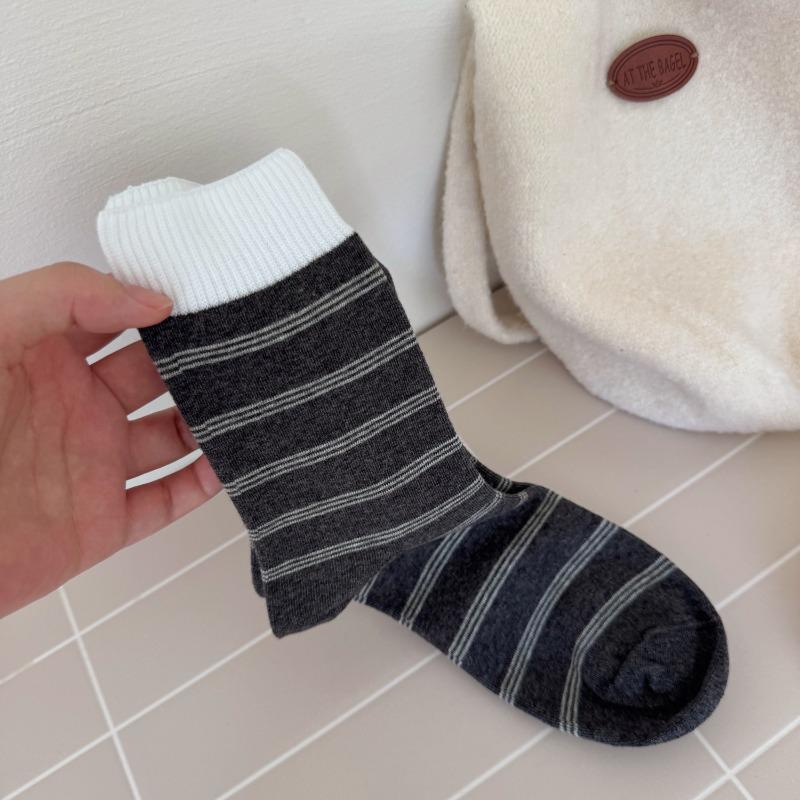 

Полосатые и цветные носки до середины икры, гребенной хлопок, влагоотводящие махровые носки для девочек 1 pair темно-серого
