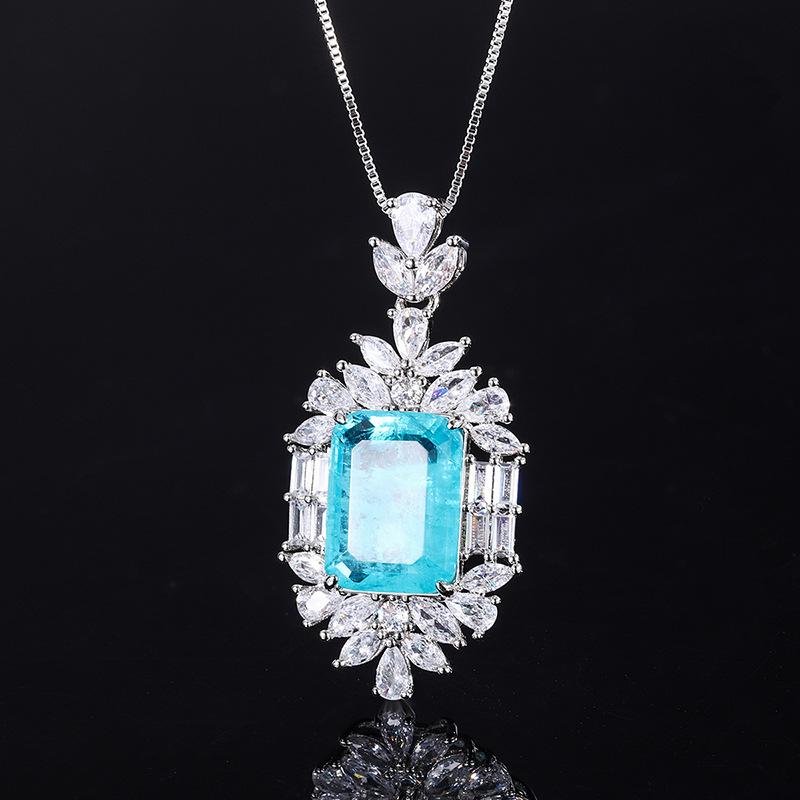 

Jewelry Simulation Paraiba Large Pendant Main Stone Size 12 * 16