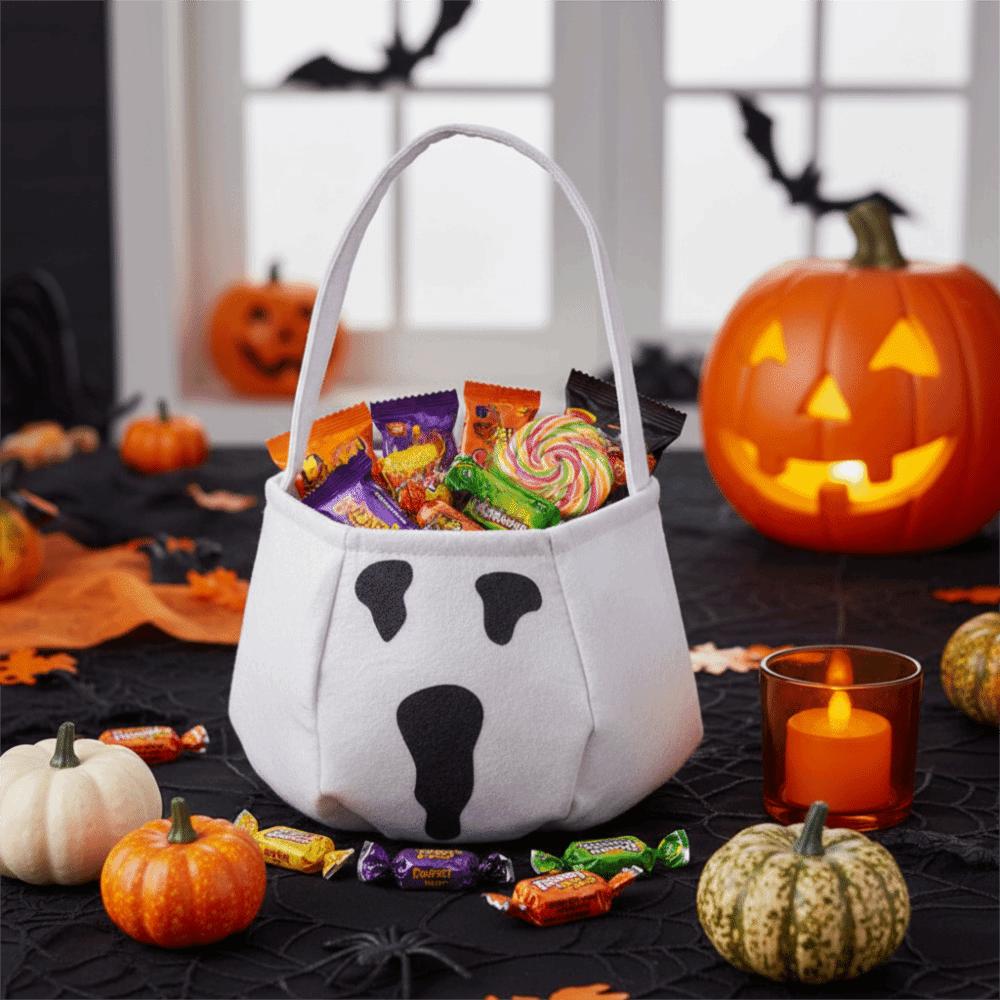 Non-woven Fabric Trick-Or-Treat Candy Basket White Snack Storage Bag Halloween Candy Bucket  Party