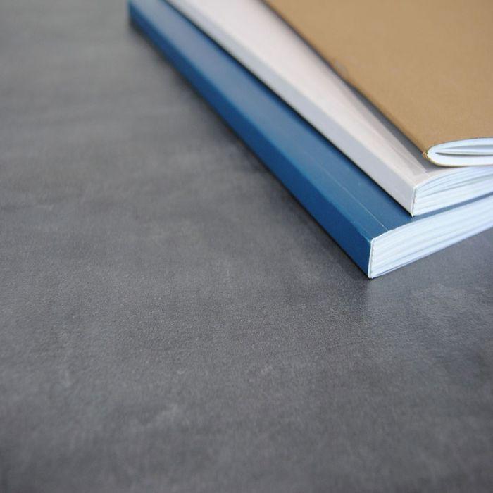 Table - Round - 70 x 70 cm - Pied blanc - Finition mat - Style contemporain