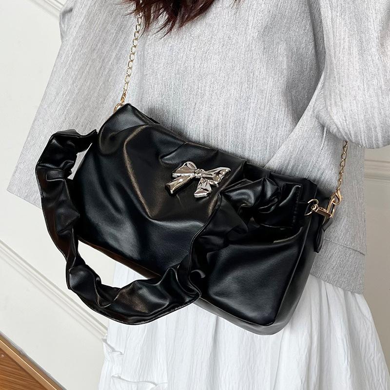 

Популярные нишевые сумки для женщин Новые модные сумки через плечо для женщин Ins Плиссированные сумки на цепочке на одно плечо для женщин