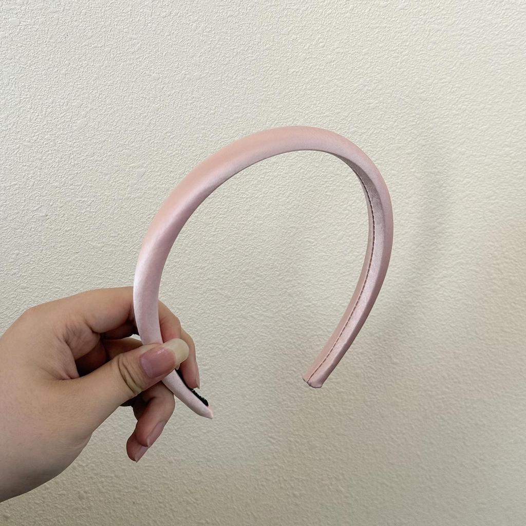 Versatile Satin Thin-Edged Anti-Slip Headband for Women - High-End, Everyday Wear, Face Washing Hair Clip.