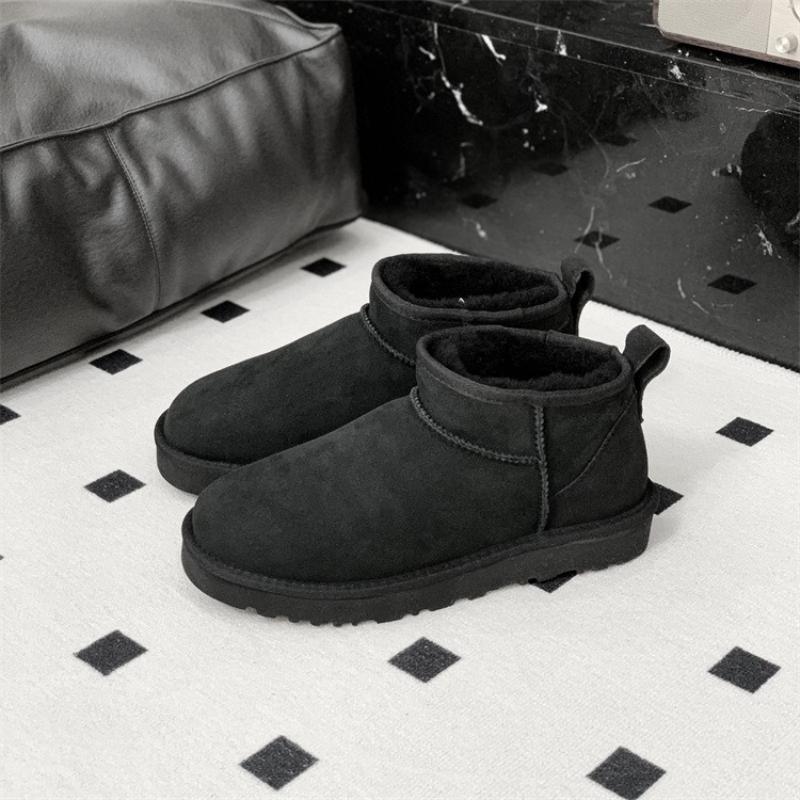 Winter Women Men Real Sheepskin Snow Boots Classic Natural Fur Wool Lined Short Ankle Boots  2026 New Design Warm Non-slip Shoes