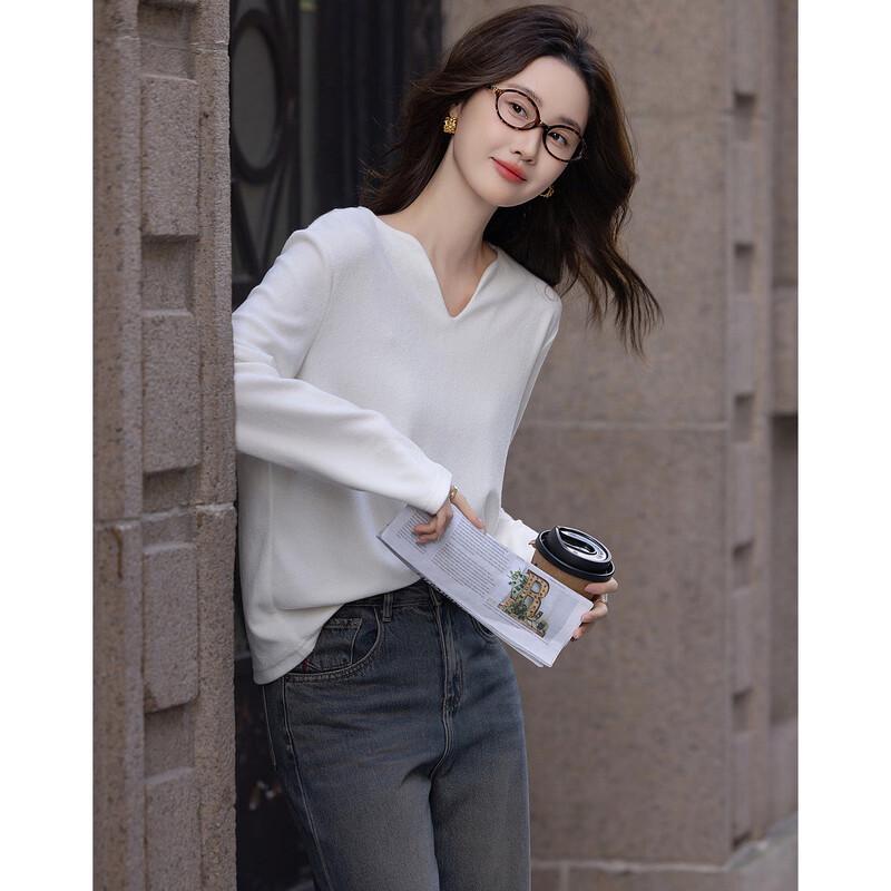 Women's V-Neck Long Sleeve Relaxed Fit T-Shirt