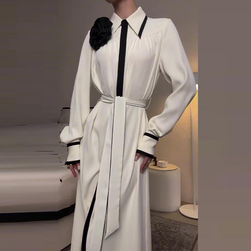 

Элегантное платье 2024 года с осенним цветовым блоком и 3D цветочным дизайном, облегающее талию L белый