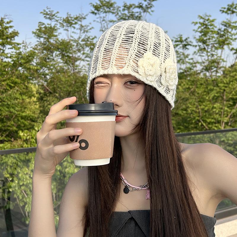 New Spring and Summer Korean Three Dimensional Flower Hollow Pink Knitted Hat for Women with Niche Face Showing Small Wool Hat