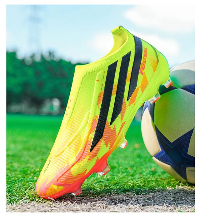 26 Pasaules kausa futbola apavi, radzes