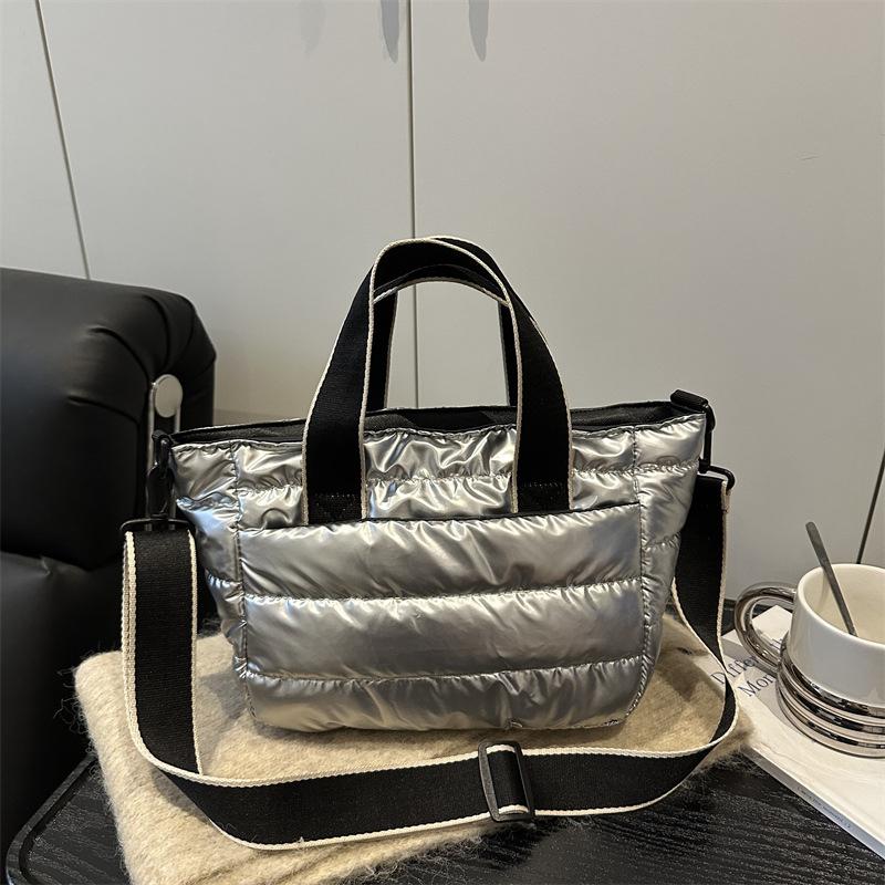 Quilted Shoulder Bag Nylon Down Padded Ladies Messenger Bag Fashion Casual Large Capacity Handbags for Winter Female Tote