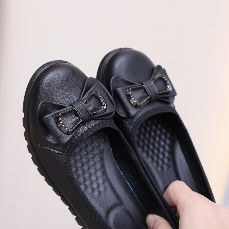 2026 Frühling Sommer Damen Ballerinas Reines Schwarz Weich Bequem Mutter Schuhe Slipper Marke Damen Tägliche Laufschuhe Übergröße 42