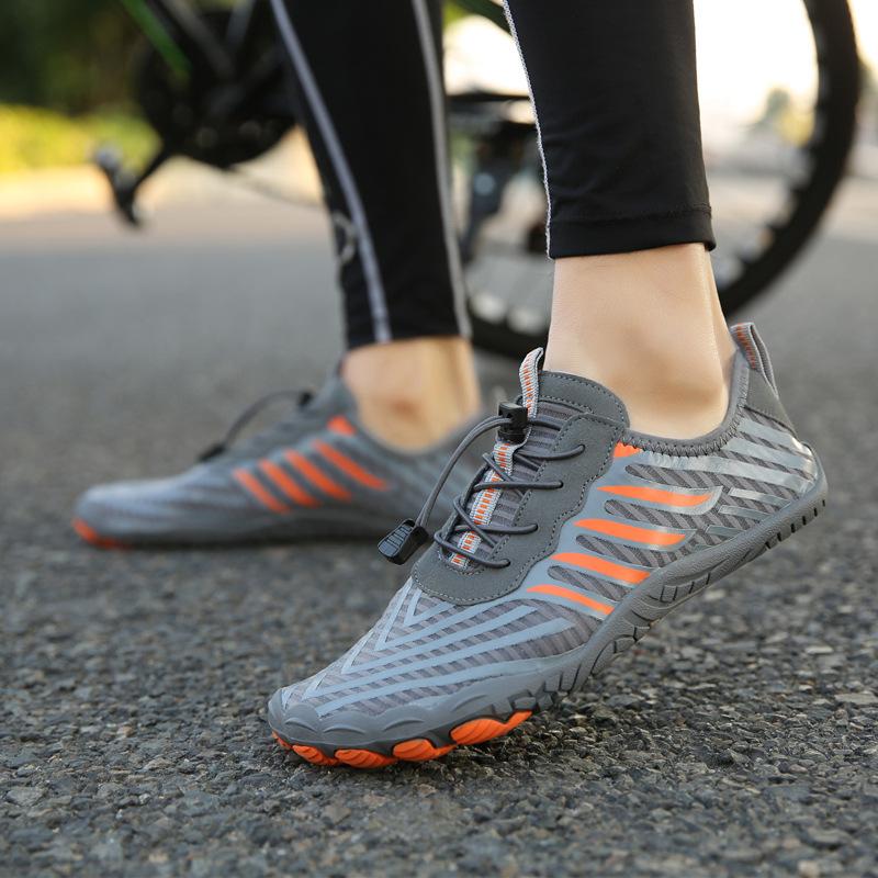 Creek shoes Wading shoes Men's beach shoes Women's snorkeling shoes Outdoor amphibious swimming shoes Quick-drying mountaineering five-finger shoes