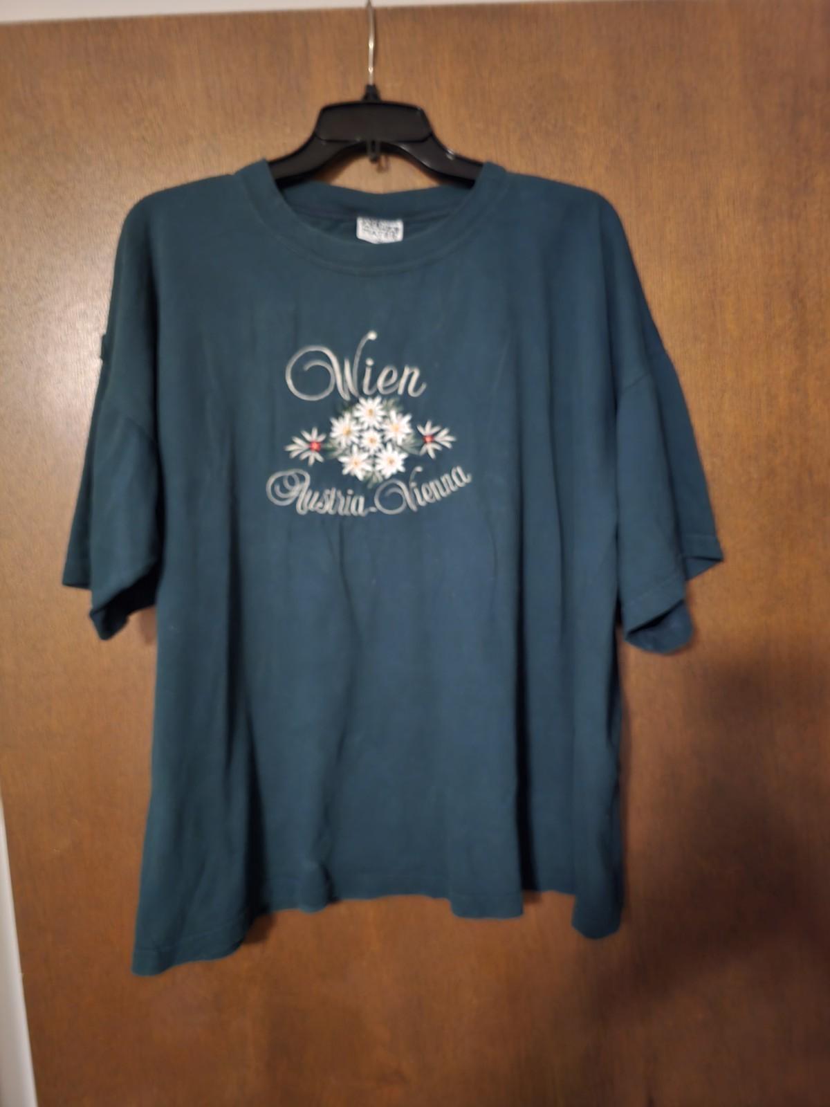 VINTAGE VIENNA, AUSTRIA XL Unisex T-Shirt S