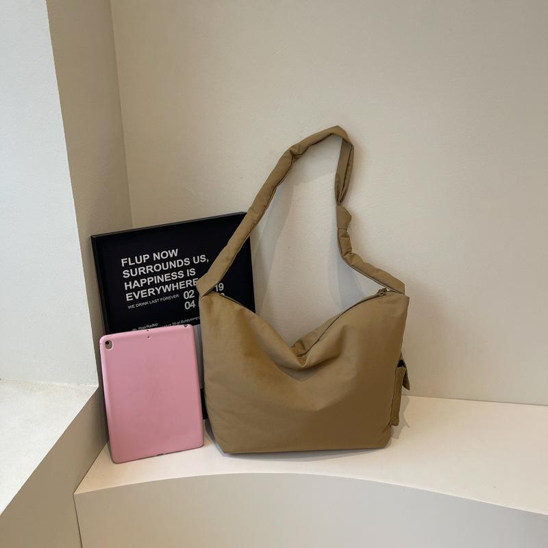 

Новая простая повседневная сумка большой вместимости, высококлассная, модная, кроссбоди, на одно плечо, для поездок на работу, ветровка-тоут, женская сумка хаки