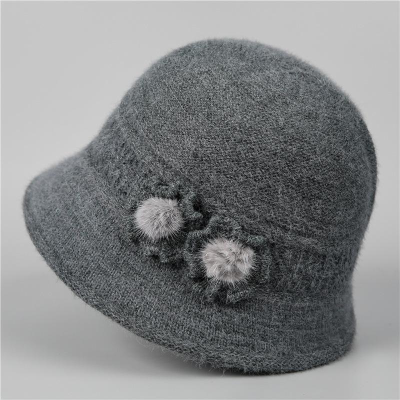 Middle mother hat female winter velvet warm wool hat in the elderly grandma grandma old man cotton hat scarf