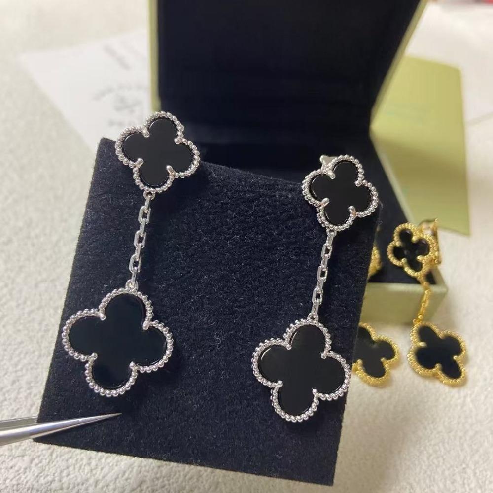 New Arrival Four-Leaf Clover Earrings Two Flowers 18k Rose Gold Black Agate Carnelian Earring Clasp