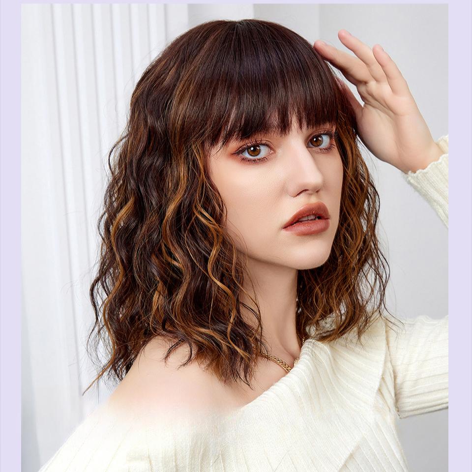 

Парик средней длины для женщин в европейском и американском стиле, натуральный вид, переднее кружево, термостойкое синтетическое волокно, мелкие кудри, парик с челкой тёмно-рыжий