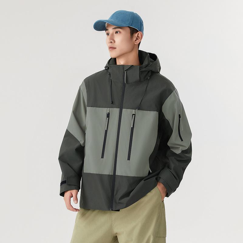 Au Li Rong 3-in-1 Detachable Warm Travel Mountaineering Jacket - Couples' Fashionable Windbreaker.