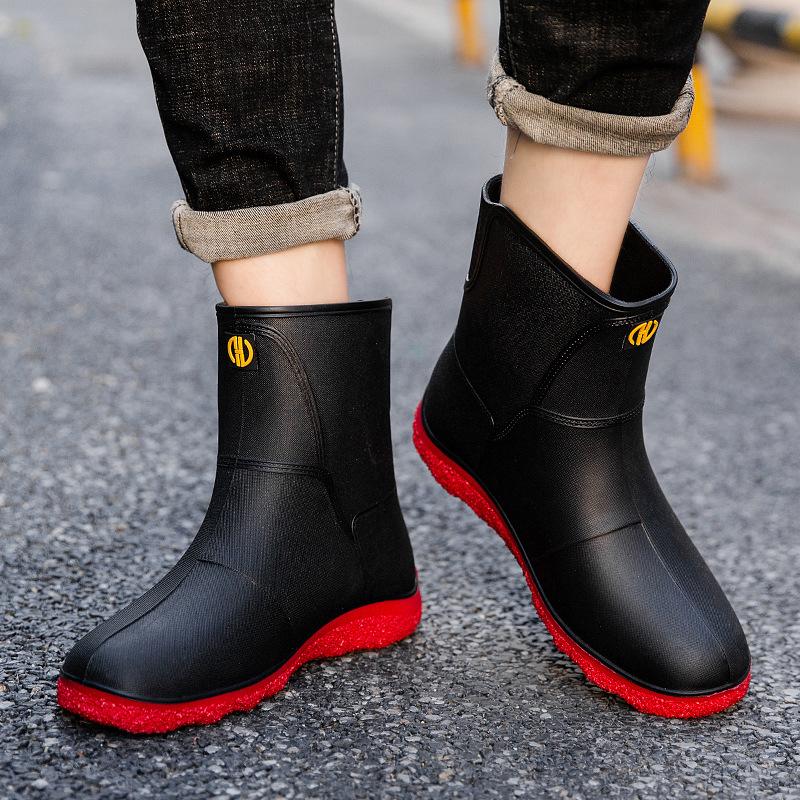 Fashion men's rain shoes medium tube rain boots non-slip water shoes short tube fleece rubber shoes kitchen car wash fishing work shoes